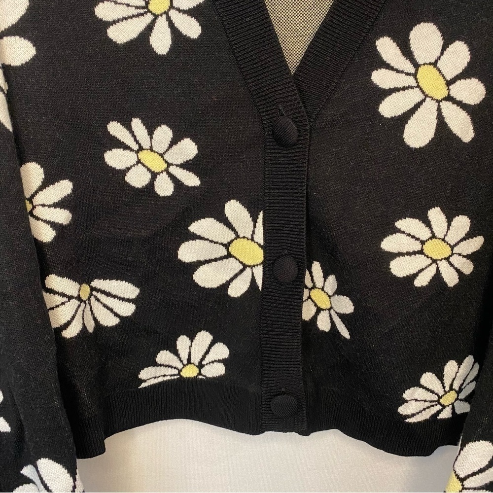 For Love & Lemons Black Daisy Print Sweater Button Oversized Cardigan NEW Large - Picture 5 of 8